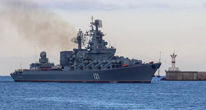 Rusi tuguju za potopljenom krstaricom Moskva. Bivši poslanik iznio strašne procjene o broju nastradalih