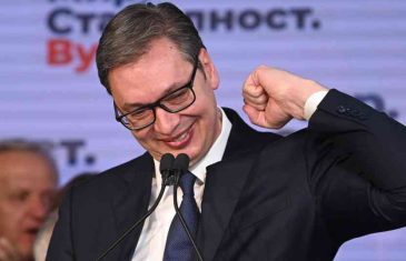 Vučić govori da je zabranio Pride jer su se huligani oteli kontroli i prijete nasiljem. No, čini se da to baš i nije istina i da se želi umiliti Moskvi