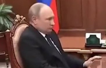 „OBRATITE PAŽNJU NA DESNU RUKU“: Nova snimka potaknula šuškanja o narušenom zdravlju Vladimira Putina…