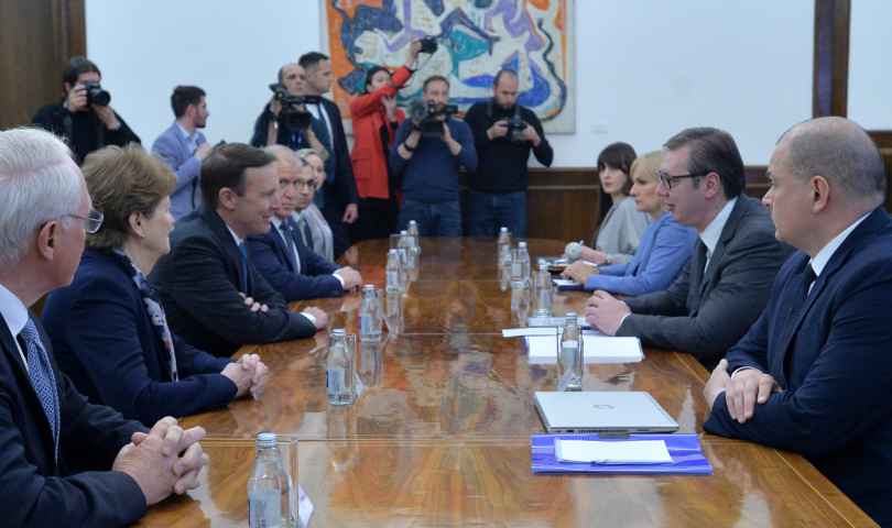 Šta su američki senatori ponudili Vučiću da okrene leđa Putinu? Cure detalji sastanka: Na stolu su dvije izdašne ponude