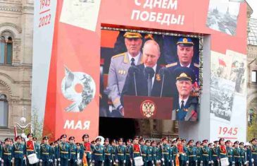 Završena vojna parada u Moskvi. Putin: NATO aktivno ide prema našem teritoriju, to je apsolutno neprihvatljivo