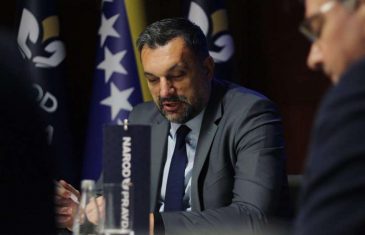 Konaković na akademiji NiP-a u Goraždu: Pred nama je težak put gradnje i jačanja države