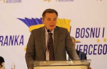 HARIS SILAJDŽIĆ OTKLONIO DILEME: “Neću se kandidirati za Predsjedništvo BiH, a reforme nakon izbora odredit će…”
