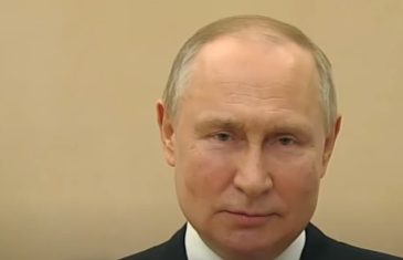 Putin šokirao misterioznim mrljama na obrazima prikrivenim šminkom: Nije došao na događaj koji ne propušta