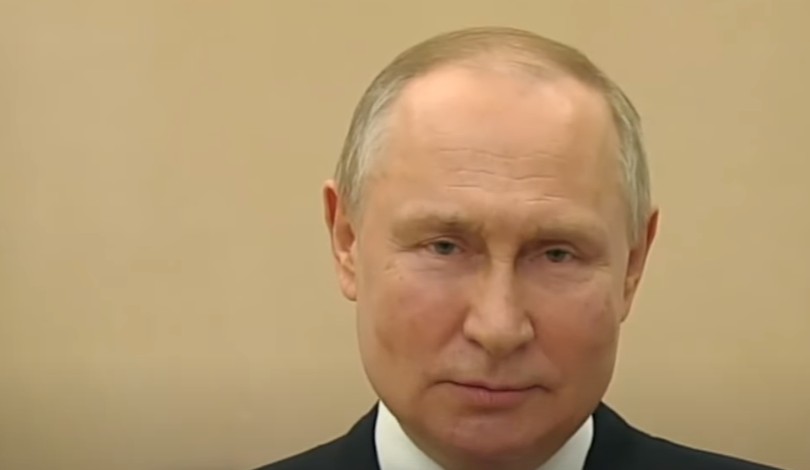Putin šokirao misterioznim mrljama na obrazima prikrivenim šminkom: Nije došao na događaj koji ne propušta