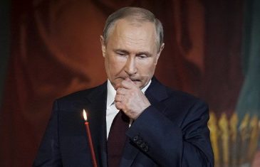 Putin je hitno operiran? Izgleda sve lošije, a snimka s KGB-ovcem otvara sumnju. Spominju rak, ali i kemoterapiju…