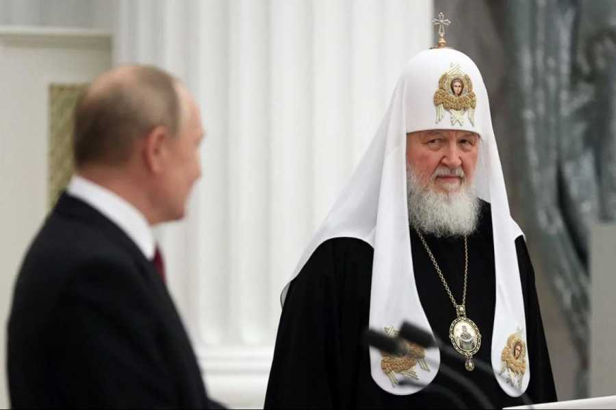 ZAŠTO RUSKI PATRIJARH KIRIL BLAGOSILJA RUSKU INVAZIJU: Možda ga je strah da ga Putin ne zadavi! U pozadini je stara tajna ruske crkve
