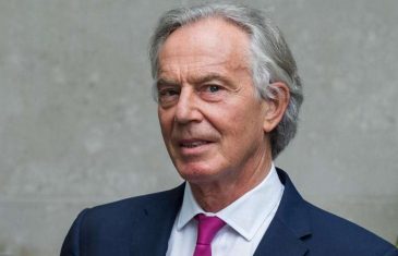 Tony Blair smatra da je sa Zapadom gotovo: ‘Na prekretnici smo, kao 1945., ali ovoga puta Zapad nije u usponu‘