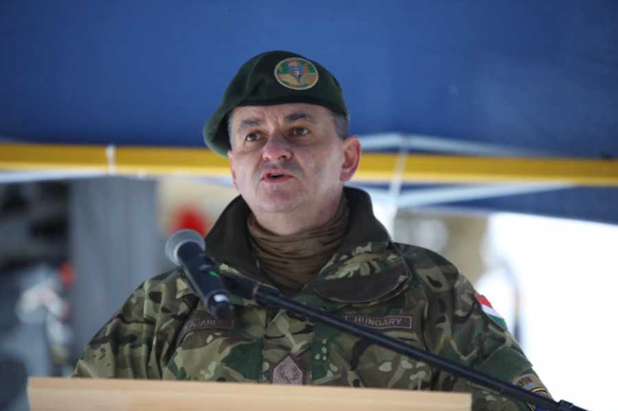 KOMANDANT KFOR-a ZALEDIO VUČIĆA: “Za relativno kratko vrijeme NATO može da doda vojne trupe i dodatnu opremu!”