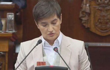 MALO DRUŠTVO, ALI ODABRANO: Ana Brnabić kazala da haos u Skupštini Srbije raduje samo Albina Kurtija, “službeni Zagreb” i “Slobodnu Bosnu”!?