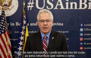 AMERIČKI AMBASADOR OTVORENO ZAPRIJETIO: “Nećemo sa strane posmatrati kako Dodik rastvara i vodi BiH u sukob!”