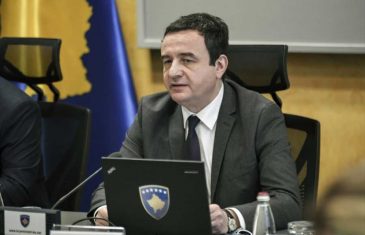 ALBIN KURTI POSLAO OŠTRU PORUKU: “Barikade se neće još dugo tolerisati, srpski vojnici nemaju gdje doći na Kosovo”