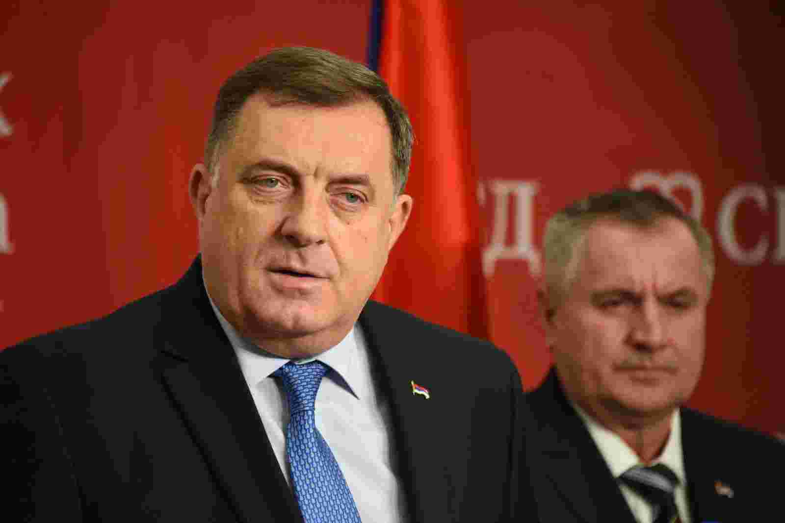 VOŽD IZ LAKTAŠA U PANIČNOM STRAHU: Pročitajte pismo koje je Dodik uputio Viškoviću