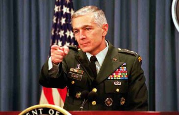 GENERAL WESLEY CLARK ZA “GLAS AMERIKE”: “I u moje vrijeme u pojedinim manastirima su se krili arsenali oružja; Sjever Kosova je dio Kosova, a ne Srbije”