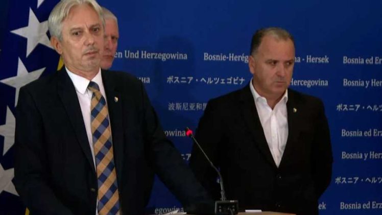 HOĆE LI BITI KRIVIČNIH PRIJAVA: Upitan legalitet bh. agentica u Strazburu, one se ponašaju kao rok zvijezde