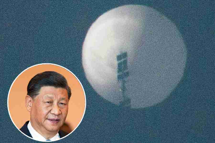 NAPETO NA ISTOKU: Šest kineskih špijunskih balona uočeno na nebu –„Jedan je preletio otok…“