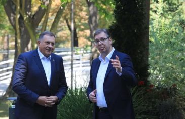 POVUKAO PARALELU S HAPŠENJEM DODIKA: Vučić prijeti podsjećanjem na ubistvo srpskog svata Nikole Gardovića u Sarajevu?!