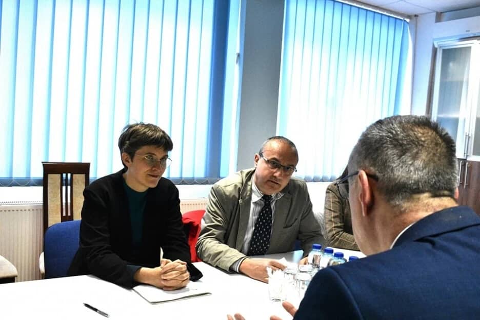 Predstavnici SDS-a se sastali s njemačkom ministricom u stranačkim prostorijama: “Bez tajnih planova”