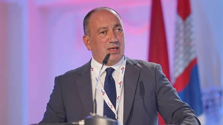 CRNADAK O DODIKU: “Nemoralna, pokvarena i zla osoba kojoj ništa nije sveto”