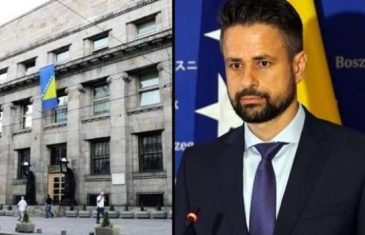 A zašto ‘amidžići’ dug ne isplate iz entitetske kase?! Odjednom bi ministar zavukao ruku u trezor Centralne banke BiH!