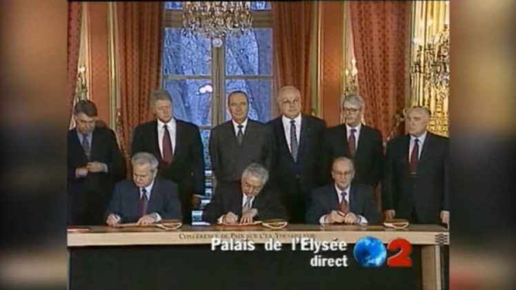 Dejton ima brojne mane, ali…:Zašto je 30 godina poslije “kriv” Alija Izetbegović, a nisu Dodik i Čović koji bi da dijele BiH ili nesposobna Trojka