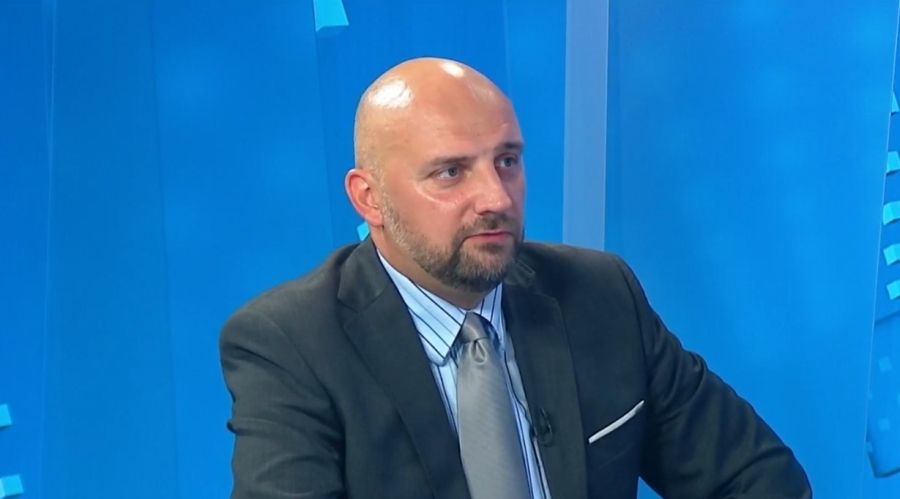 POLITIČKI ANALITIČAR DENIS AVDAGIĆ ZA “SB”: “Možemo staviti ruku u vatru da bi Milanović bio protiv proglašenja Milorada Dodika personom non grata”
