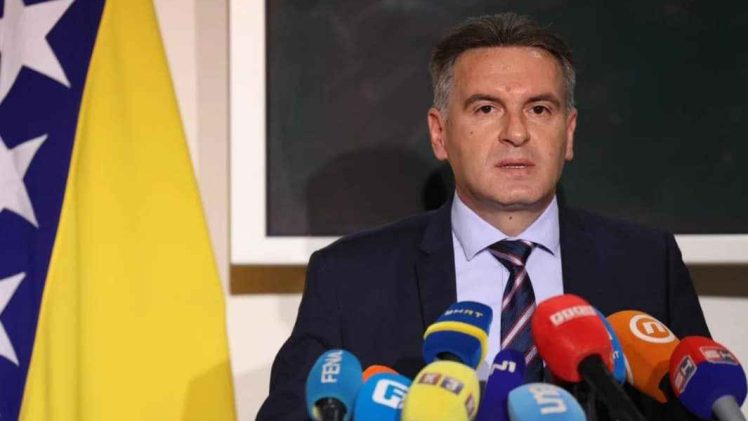 Smajić: Slični Dodiku prvo su iz entiteta RS očistili Bošnjake i Hrvate, a sada on ekonomski čisti i…