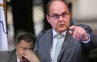 Politika AMERIKANCI ZAUSTAVILI SCHMIDTA: Trebao bi nametnuti budžet BiH, panika u RS-u