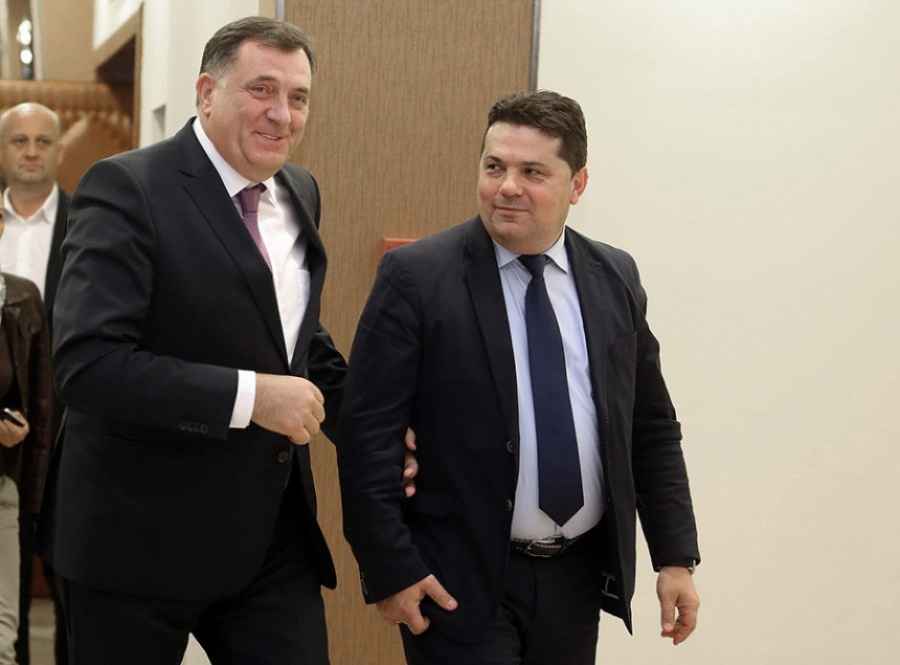 SUD BiH POTVRDIO: Neće biti crvene potjernice za Dodikom i Stevandićem, sve druge okolnosti su “povjerljivog karaktera”