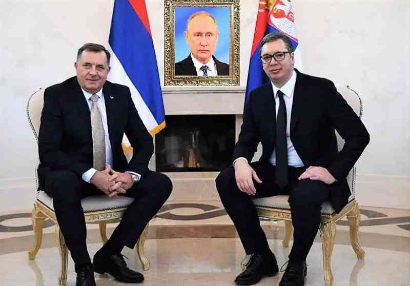 Analiza AP-a: Bez obzira na pritiske, bjegunac Dodik s Vučićem ide u Moskvu, na Balkanu sve napetije