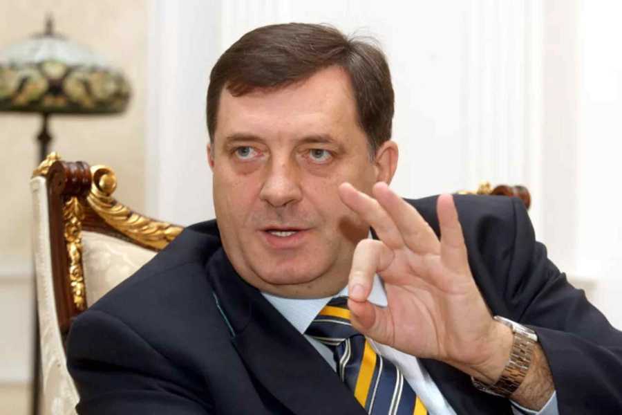 DODIK BI TRGOVAO: “Rješenje je da nam FBiH isporuči Schmidta, da ga mi procesuiramo i zatvorimo, a onda…”