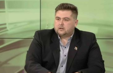 SILAJDŽIĆ KRITIKOVAO HELEZA: “Od ministra odbrane očekuje se odgovornost, transparentnost i, iznad svega…!”