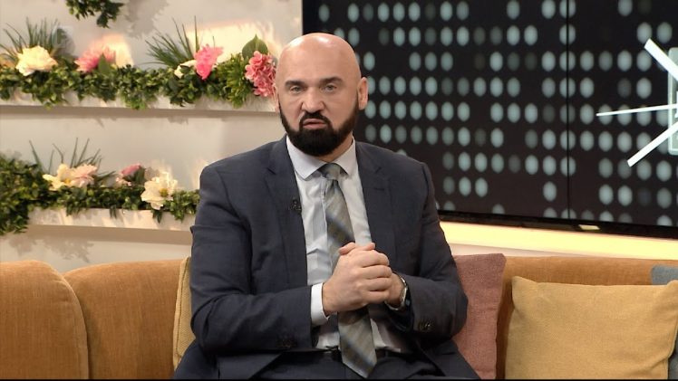 SMIJEH DO SUZA: Ministar Ramo Isak u glavnoj ulozi, hit video na društvenim mrežama…