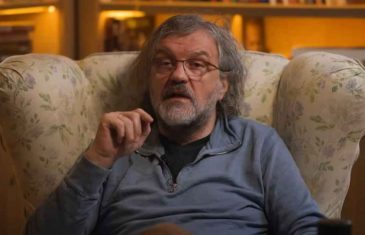 EMIR KUSTURICA, NESVAKIDAŠNJA JADIKOVKA: “Optužuju me da sam Srbe nazvao ‘svetosavskim govedima’, prave mi grobnicu, otimaju nekretnine u Crnoj Gori: šta je sljedeće?!”