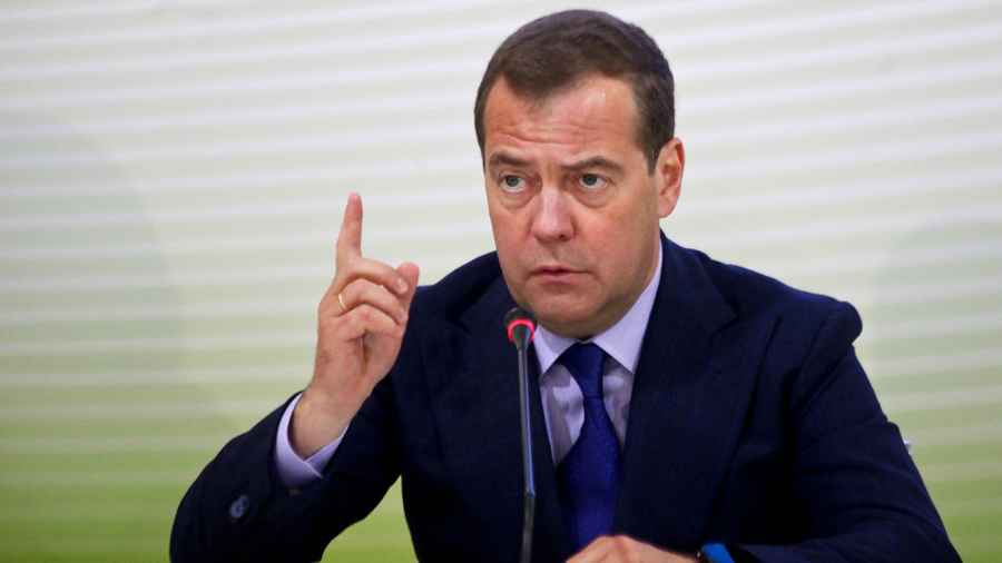 MEDVEDEV ZAPRIJETIO NUKLEARNIM UDAROM: Dvije evropske zemlje prve potencijalne mete