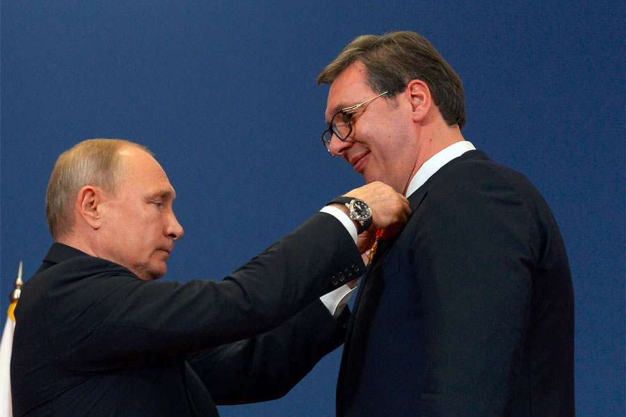 RUSKI RULET ALEKSANDRA VUČIĆA: Pred predsjednikom Srbije u Moskvi će paradirati agresorski vojnici i ruski plaćenici, a kući ga čeka…