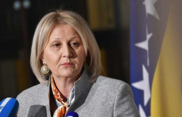 STIGAO ŽESTOK ODGOVOR BORJANI KRIŠTO: “Mogli bi vam smjenom Marinka Čavare dokazati…!”