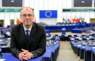 DAVOR IVO STIER, VODITELJ IZASLANSTVA EP ZA ODNOSE SA BiH: “Ovo je prilika koju BiH ne bi smjela propustiti…”