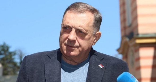 ‘Neki kažu dosta je da branimo Dodika, ja kad bih pozvao dva telefona mogao bih…’