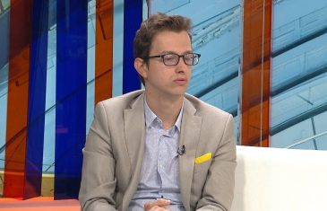 JASMIN MUJANOVIĆ, DIREKTNO: “Schmidt se zalaže za interese HDZ-a, nije smio biti imenovan za visokog predstavnika!”