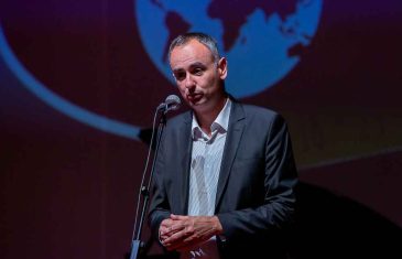 RAHIMIĆ UPUTIO OTVORENU PORUKU HDZ-u: “Kazalište gradite nelegalno. Nema i neće biti dva Mostara!”