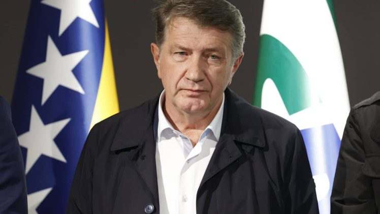 SAFET KEŠO U NEVJERICI: „Konakovićeva izjava implicira poruku javnosti da on Dodika smatra…“