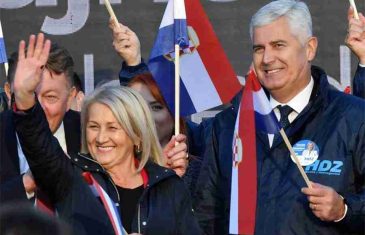 HDZ-ova LIGA PRVAKA: Zarađuje 4.000 KM mjesečno, vijećnik je već 17 godina, u stopu prati Dragana Čovića…