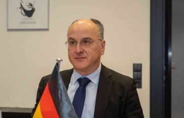 Ambasador Arnaut odgovorio na rasističke napade HDZ-a: Salva je sasuta jer misle da su iznad zakona