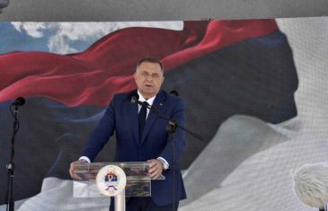 VIDOVDAN U SLUŽBI POLITIKE: Dodik veliča Vojsku RS-a, a osuo je i po muslimanima