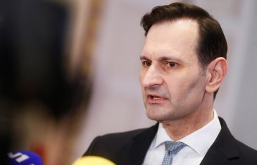 MIRO KOVAČ, BIVŠI MINISTAR VANJSKIH POSLOVA HRVATSKE: Rezultat izbora zakomplicirat će život premijeru…