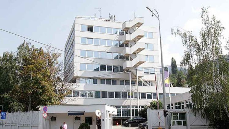 Mogla bi mu “presuditi” državna imovina: Hoće li se nakon 30 godina ugasiti OHR? Mogla bi mu “presuditi” državna imovina: Hoće li se nakon 30 godina ugasiti OHR?