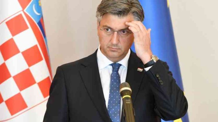 PLENKOVIĆ U SREBRENICI: Ispit naše savjesti i poštovanja prama žrtvama Heliodroma, Gabele, Silosa, Dretelja…