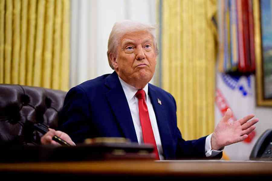 TRUMP OBJAVIO SNIMKU NEVIDLJIVIH BOMBARDERA: “Ako trenutni iranski režim nije sposoban učiniti…”