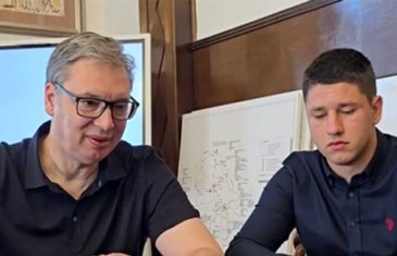 STUDENTI PITAJU VLASTI U SRBIJI GDJE SU BILE KADA JE PALA NADSTREŠNICA: “Zbog Pavlovića institucije moraju da rade, dok odgovornost za tragediju još čekamo”